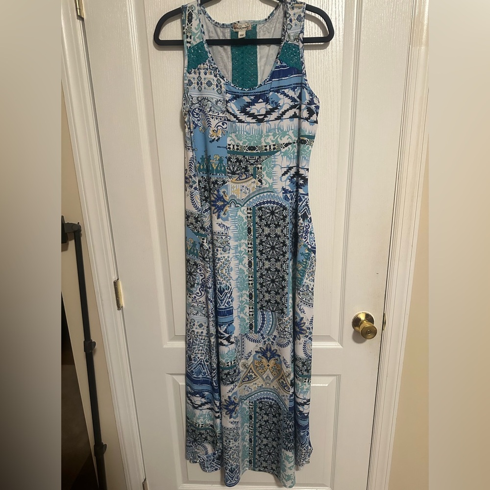Elegant World Unity Blue and White Patchwork Maxi Dress